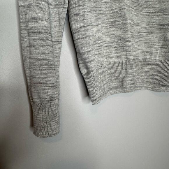 Stitches & Stripes V-Neck Long Sleeve Pullover Sweater Gray NWT Size Small - Picture 4 of 7